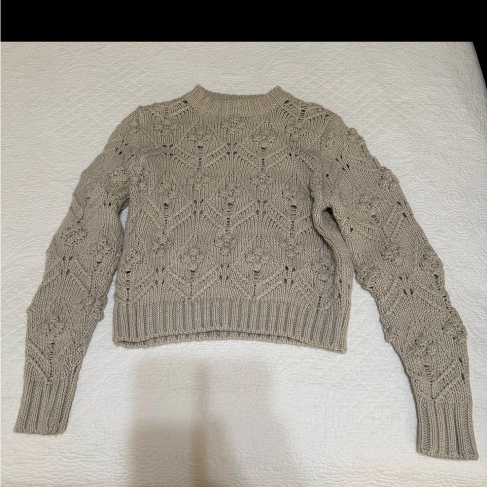 Zara Women's Knit Sweater in Beige